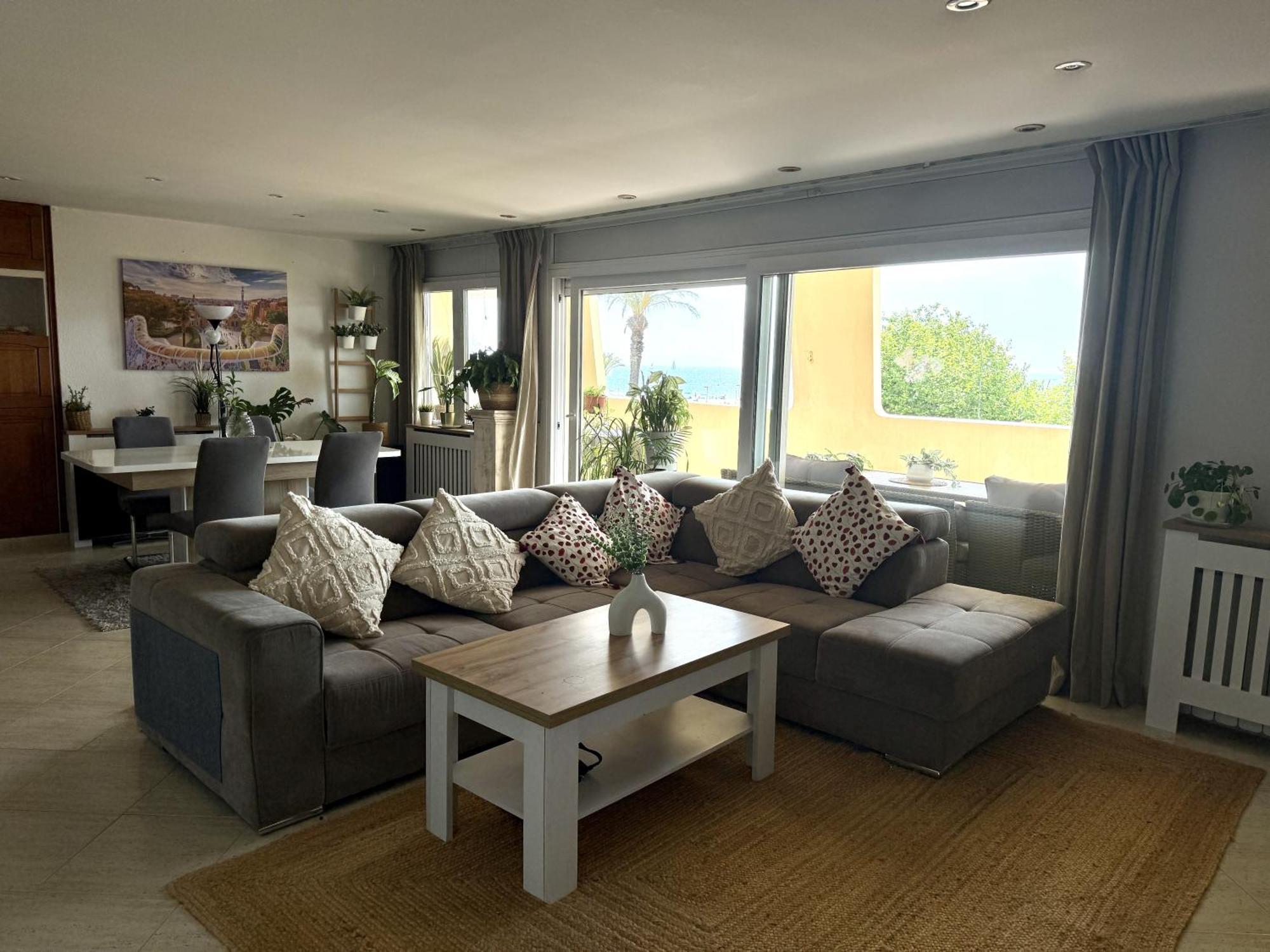 3Apartamento De Tres Habitaciones Empuriabrava Exterior photo